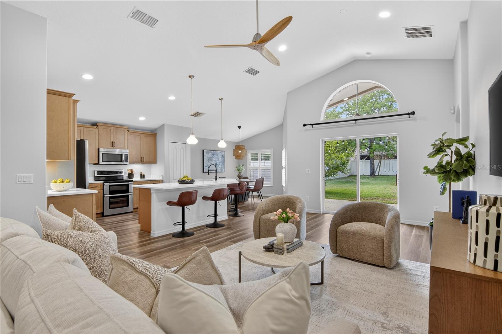 Image 5 of 54 For 12228 Citruswood Drive