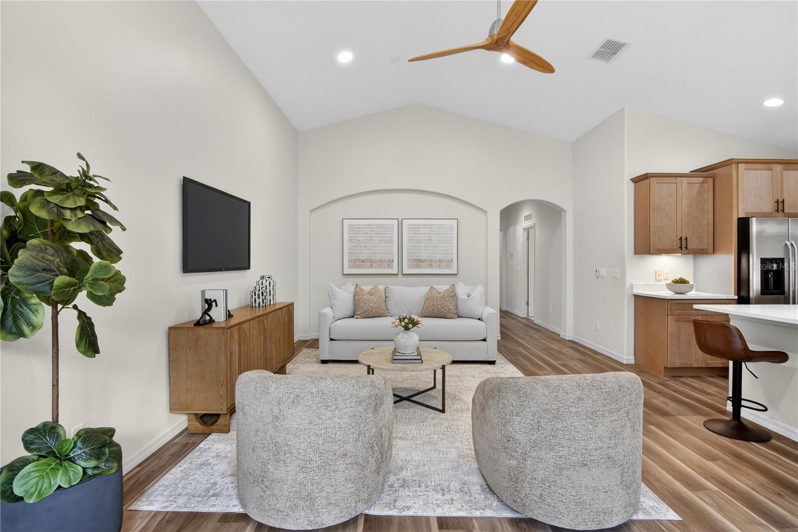 Image 8 of 54 For 12228 Citruswood Drive