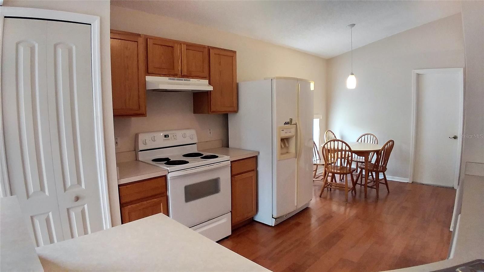 Image 2 of 12 For 3842 Stonefield Drive