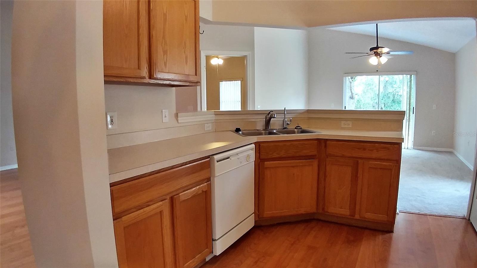 Image 3 of 12 For 3842 Stonefield Drive