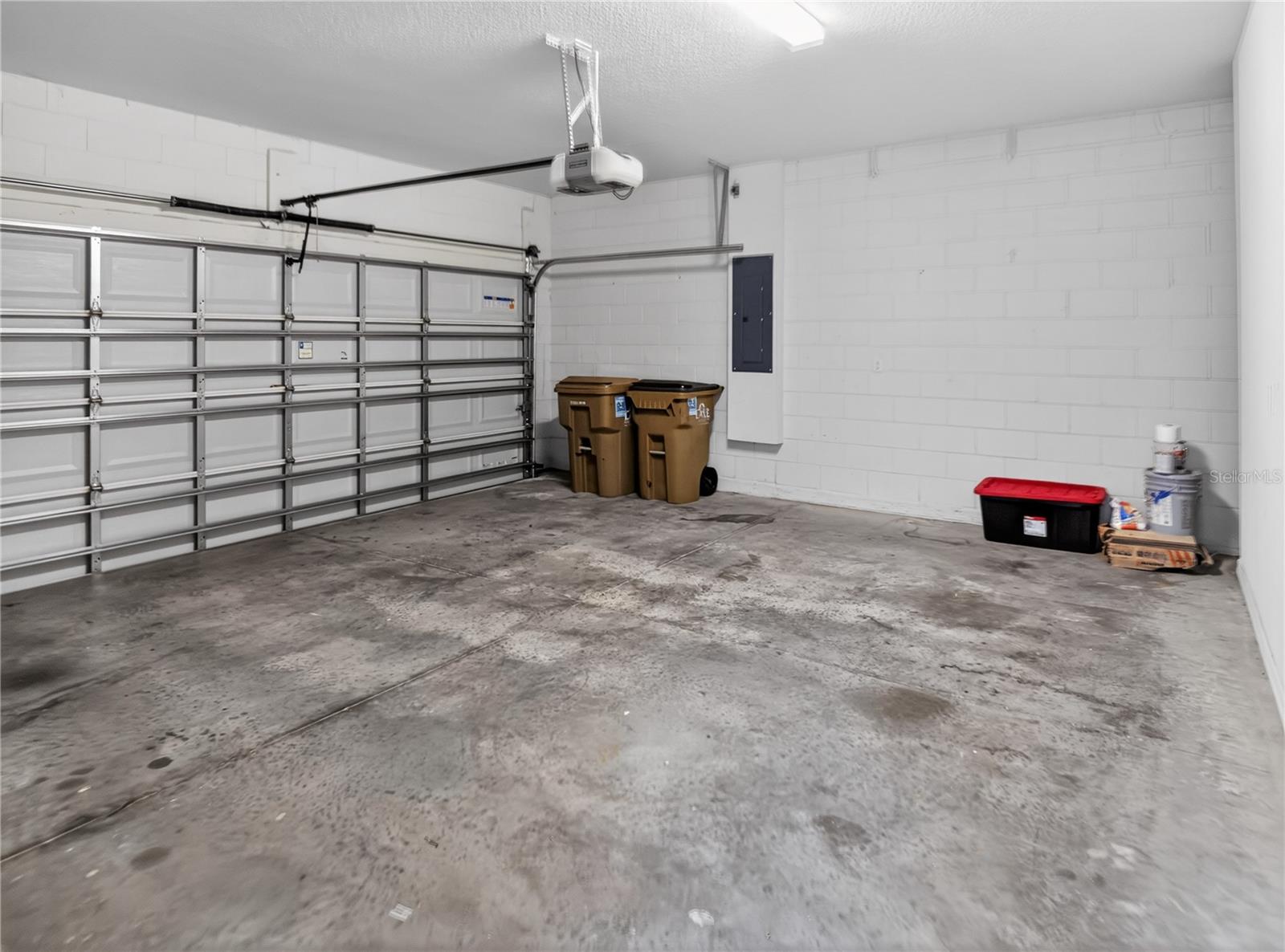 Image 26 of 28 For 17520 Butterfly Pea Court