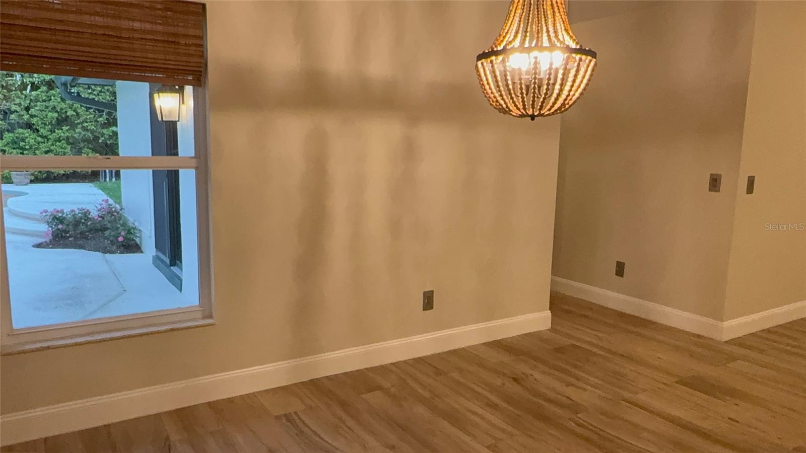 Image 10 of 81 For 9115 Bay Side Court