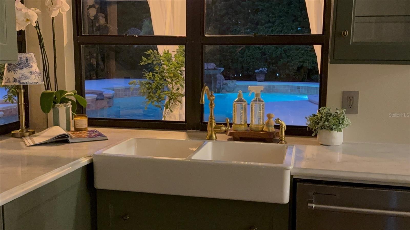 Image 15 of 81 For 9115 Bay Side Court