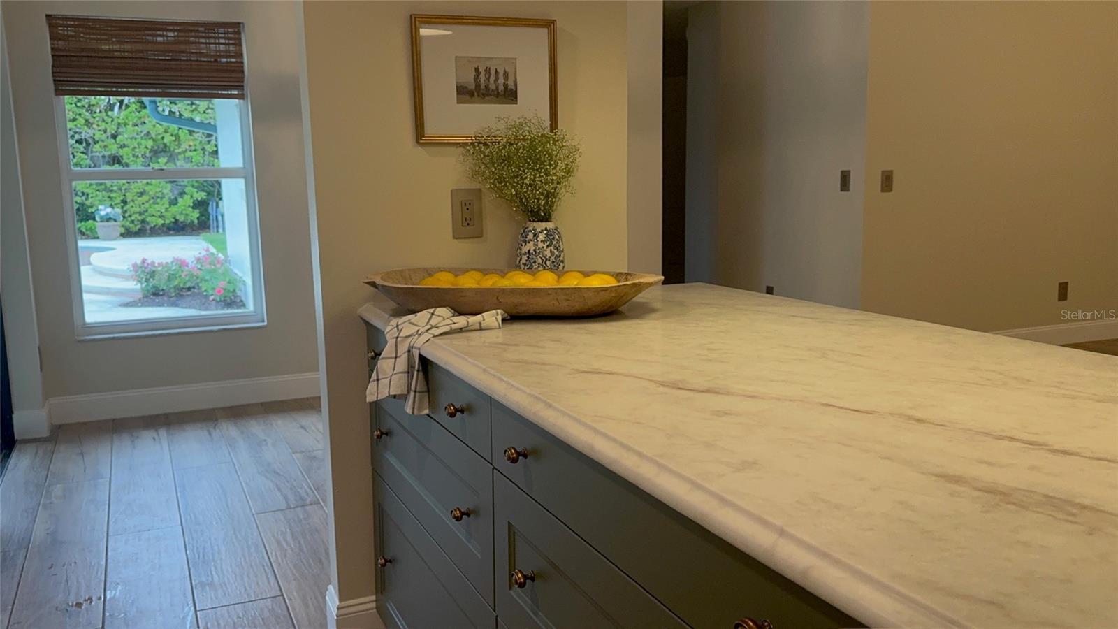 Image 23 of 81 For 9115 Bay Side Court