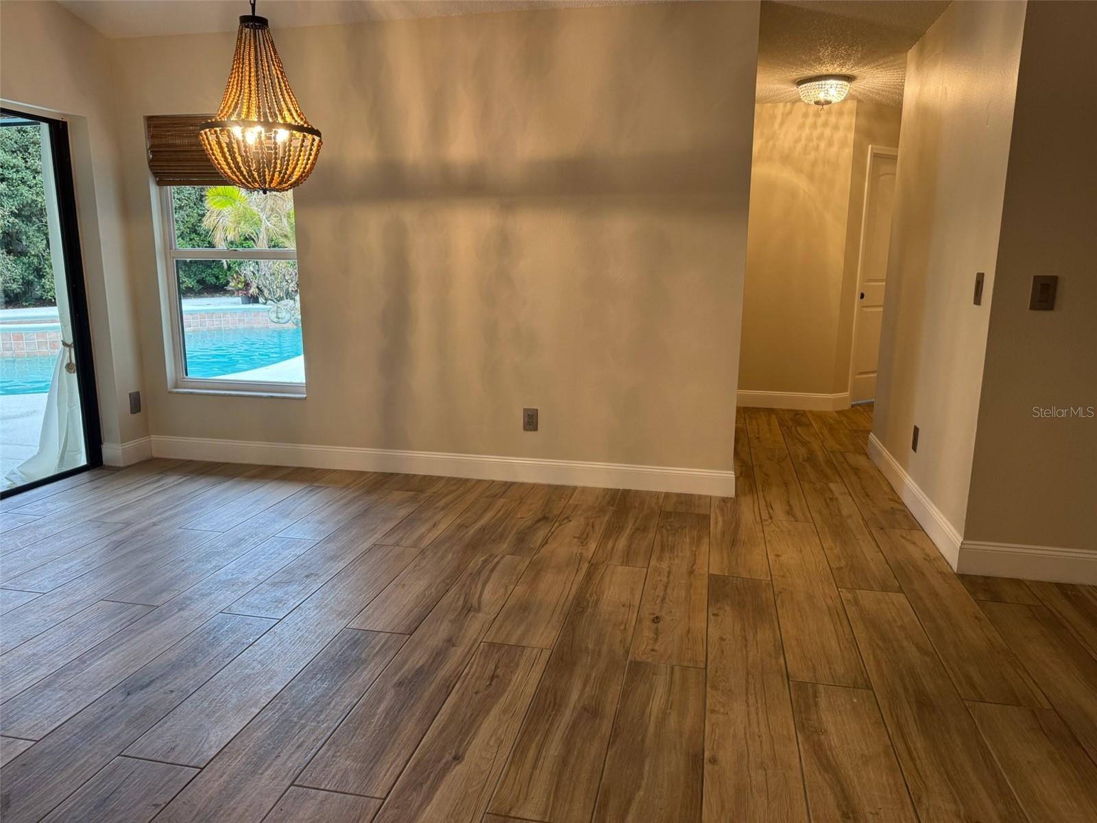 Image 27 of 81 For 9115 Bay Side Court