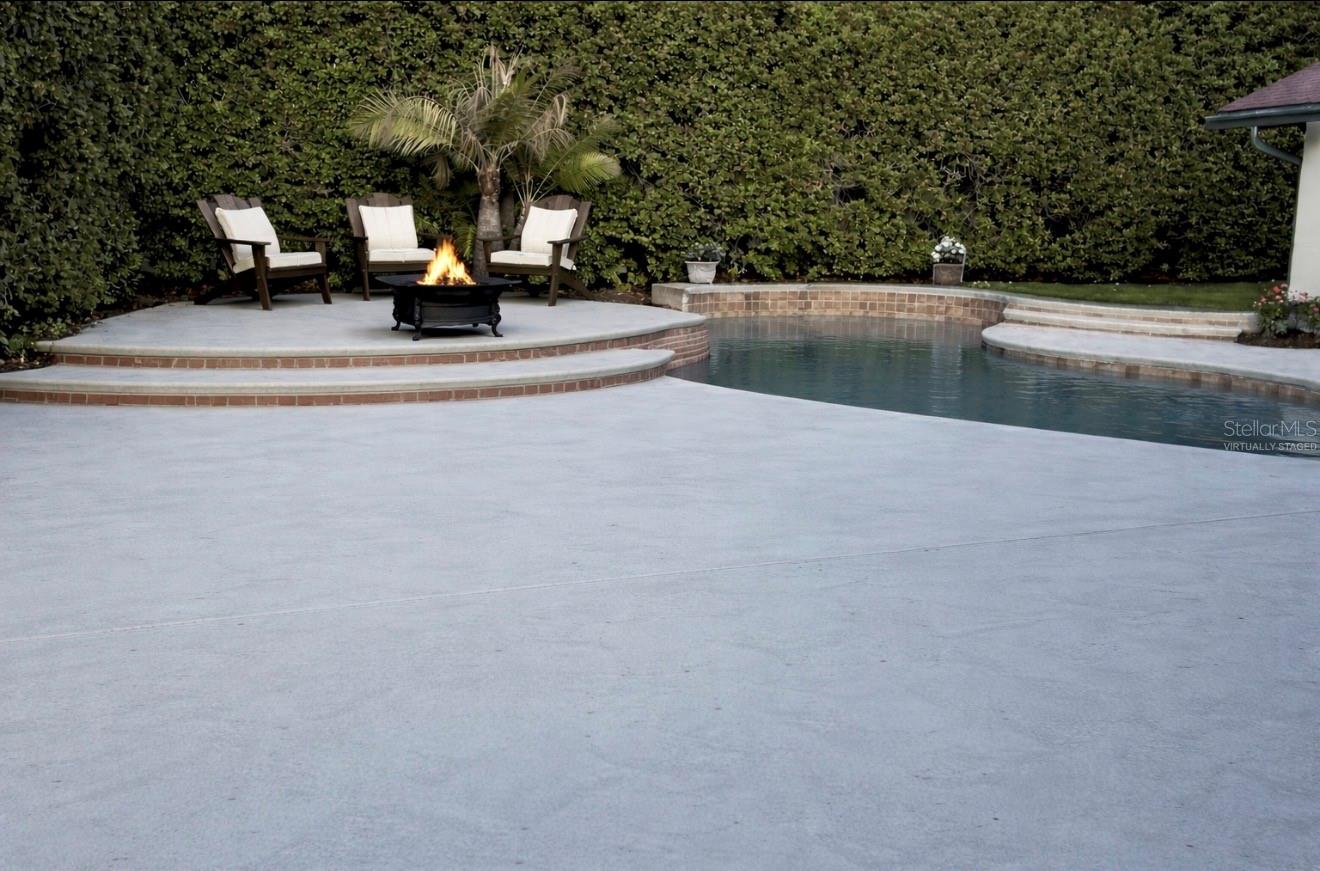 Image 6 of 81 For 9115 Bay Side Court