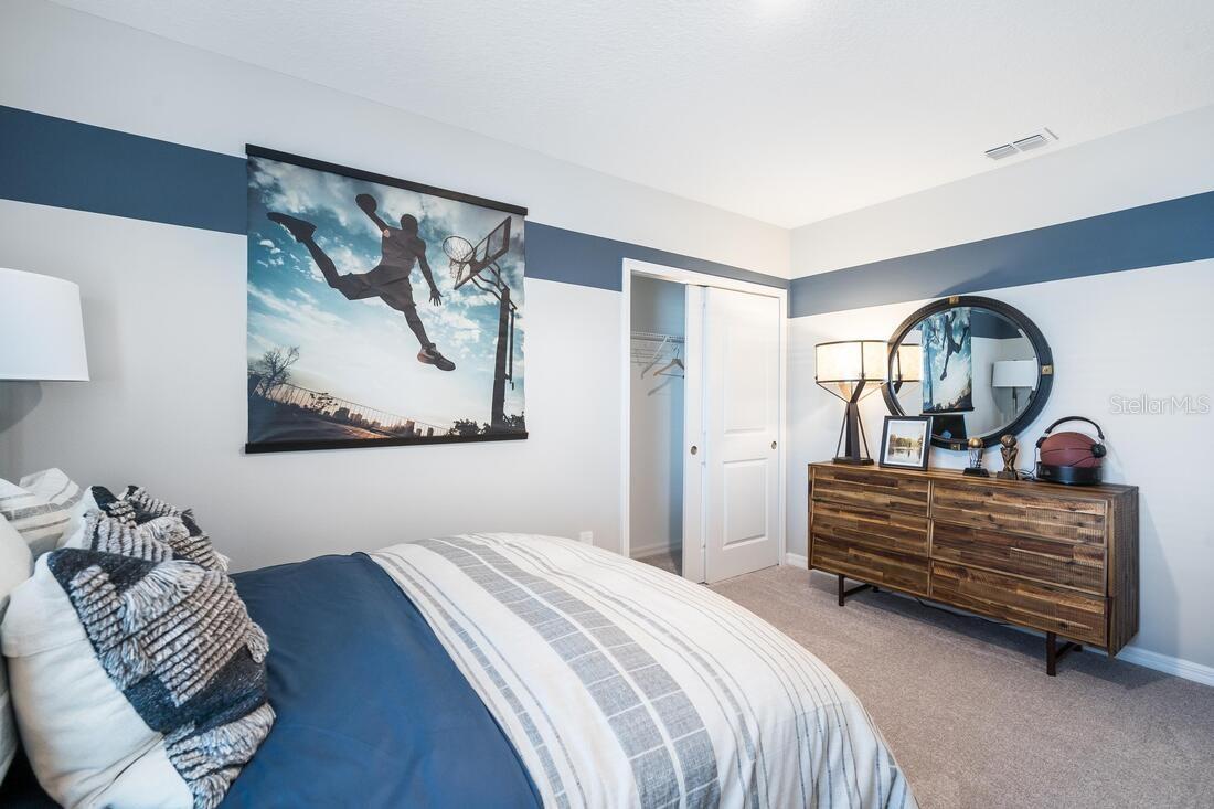 Image 19 of 39 For 200 Streamwater Way