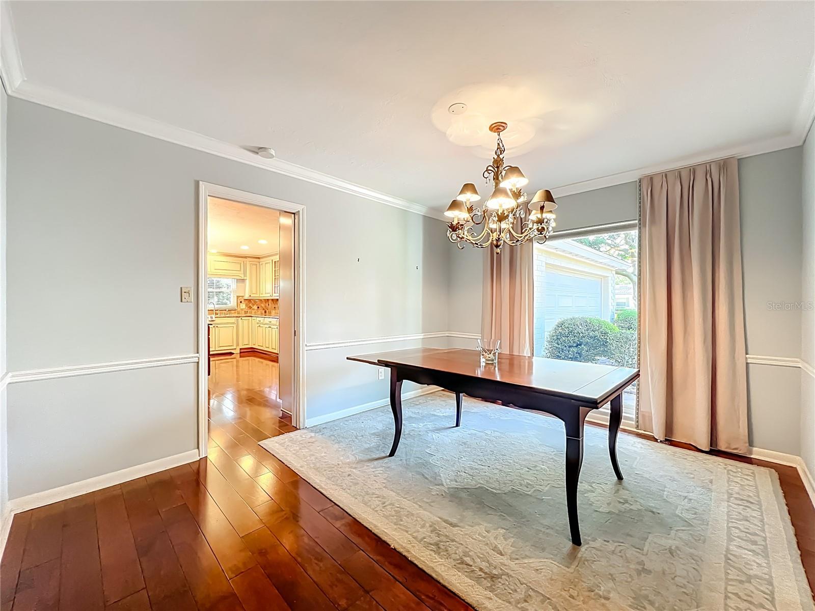 Image 20 of 62 For 823 Granville Drive