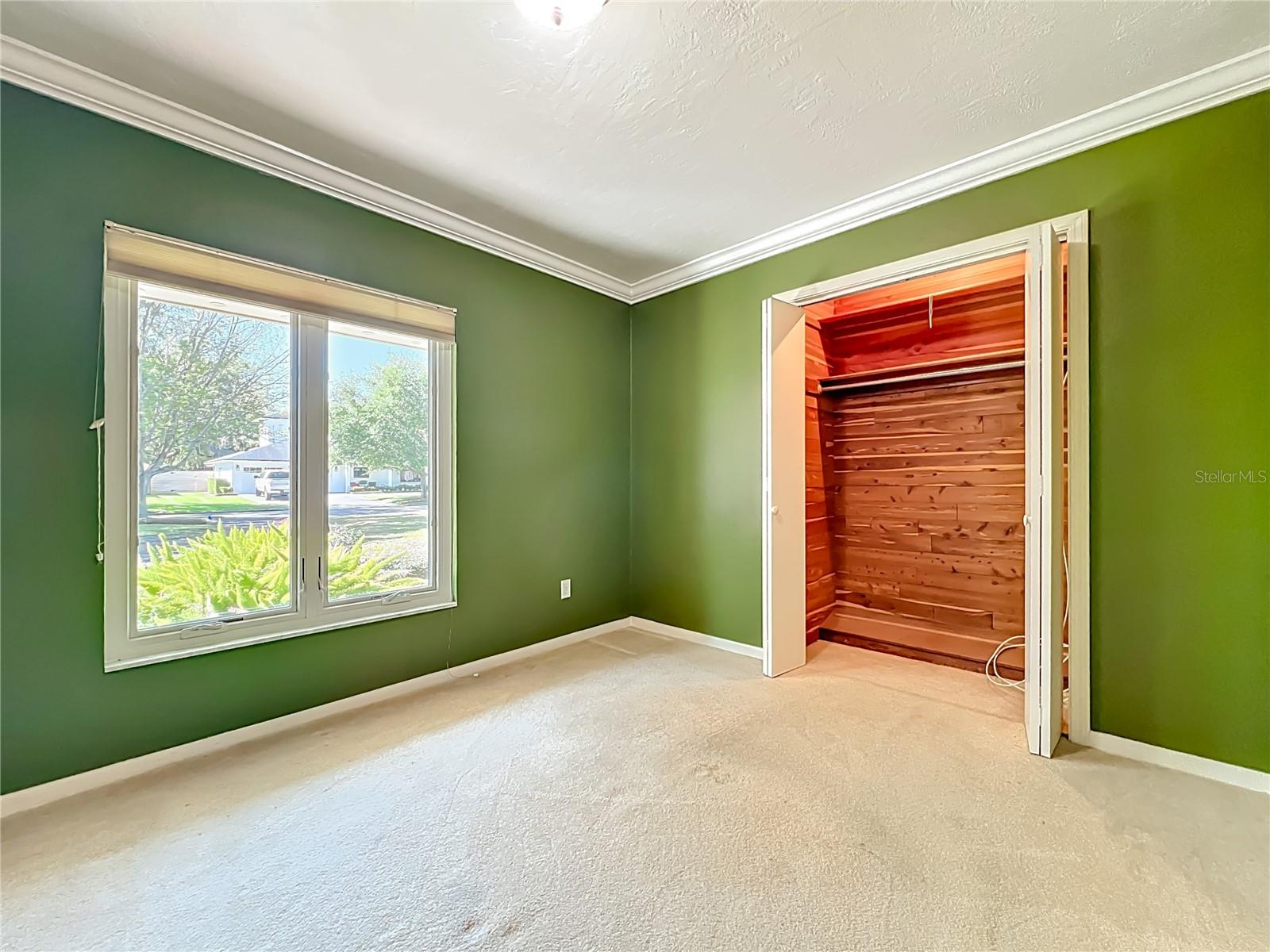 Image 24 of 62 For 823 Granville Drive