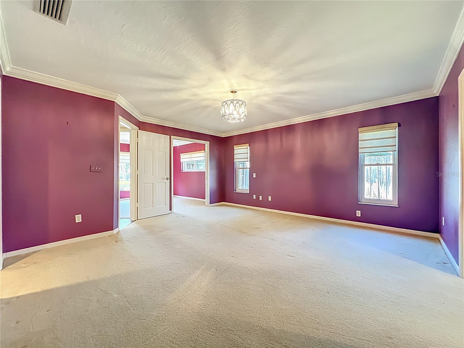 Image 35 of 62 For 823 Granville Drive