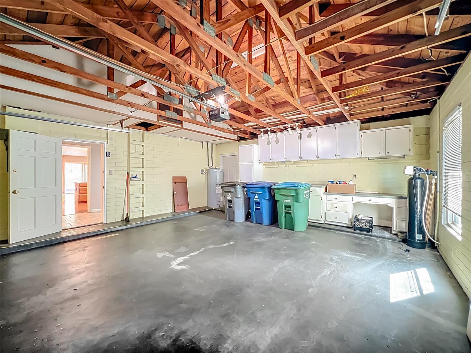 Image 53 of 62 For 823 Granville Drive