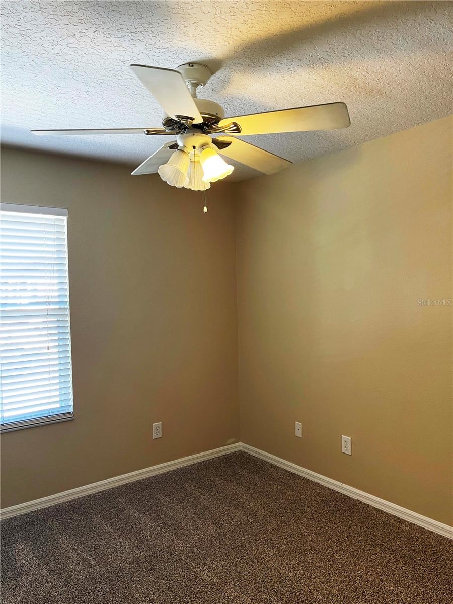 Image 4 of 13 For 2520 Retreat View Circle