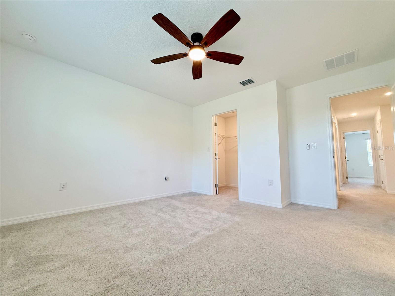 Image 13 of 28 For 348 River Front Way