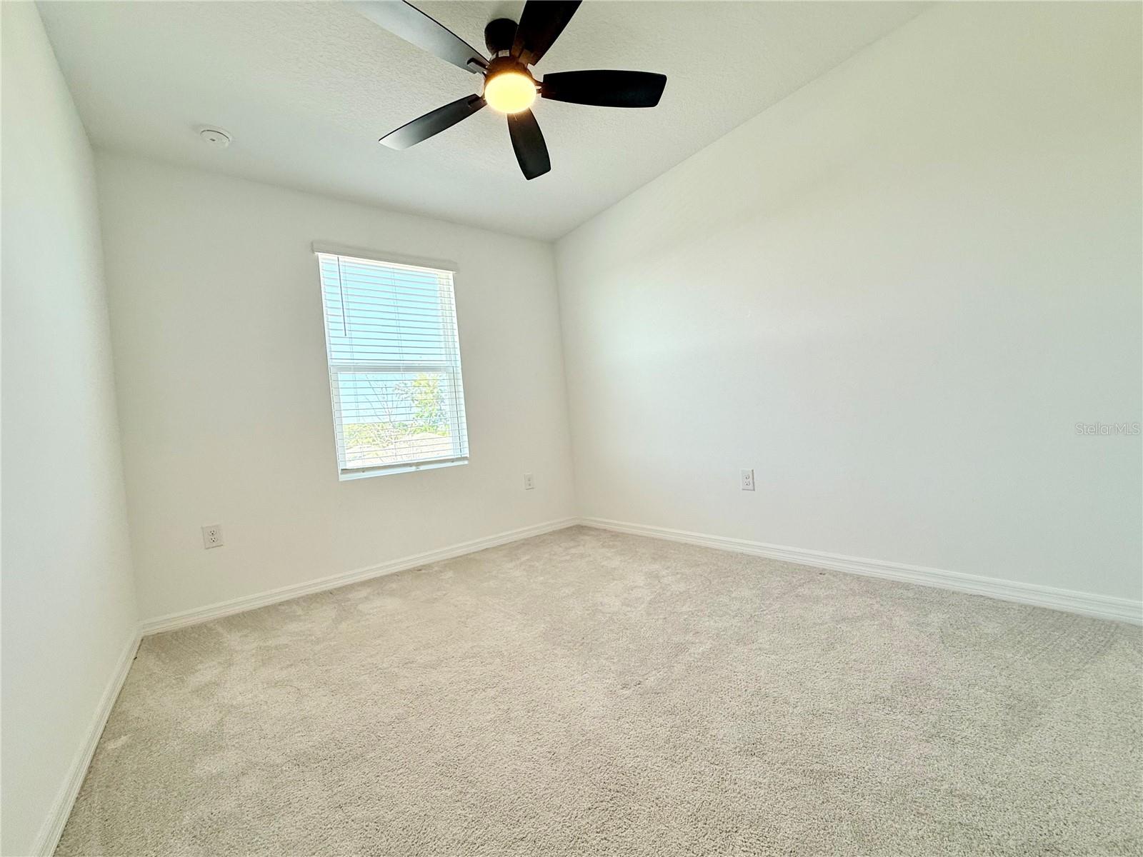 Image 21 of 28 For 348 River Front Way