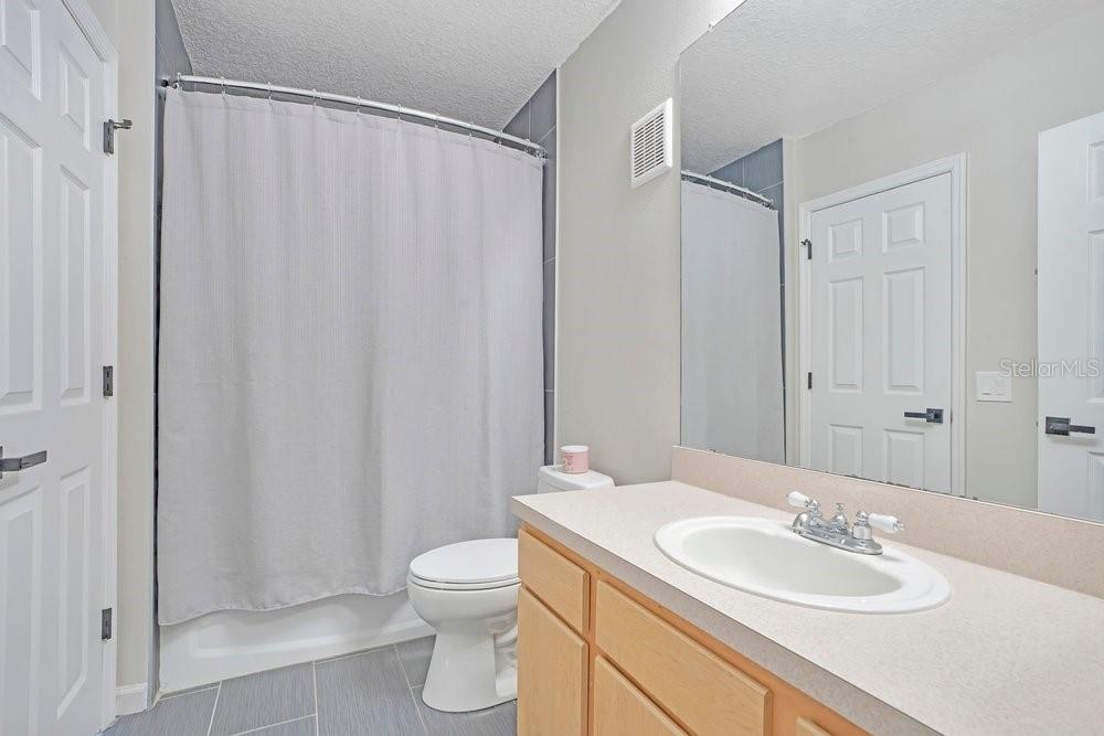 Image 15 of 27 For 6542 Swissco Drive 825