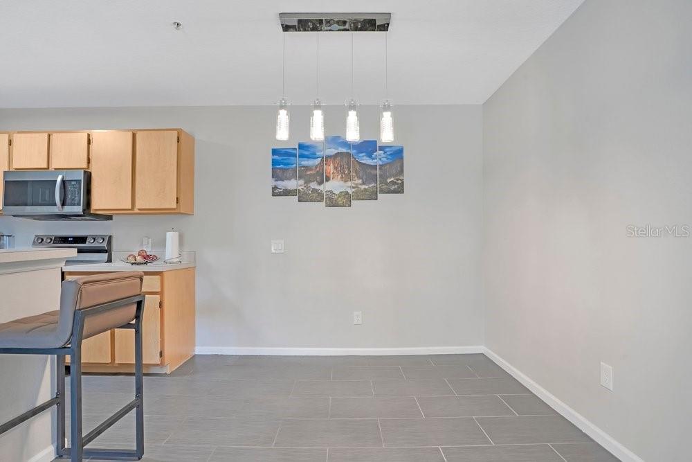 Image 8 of 27 For 6542 Swissco Drive 825