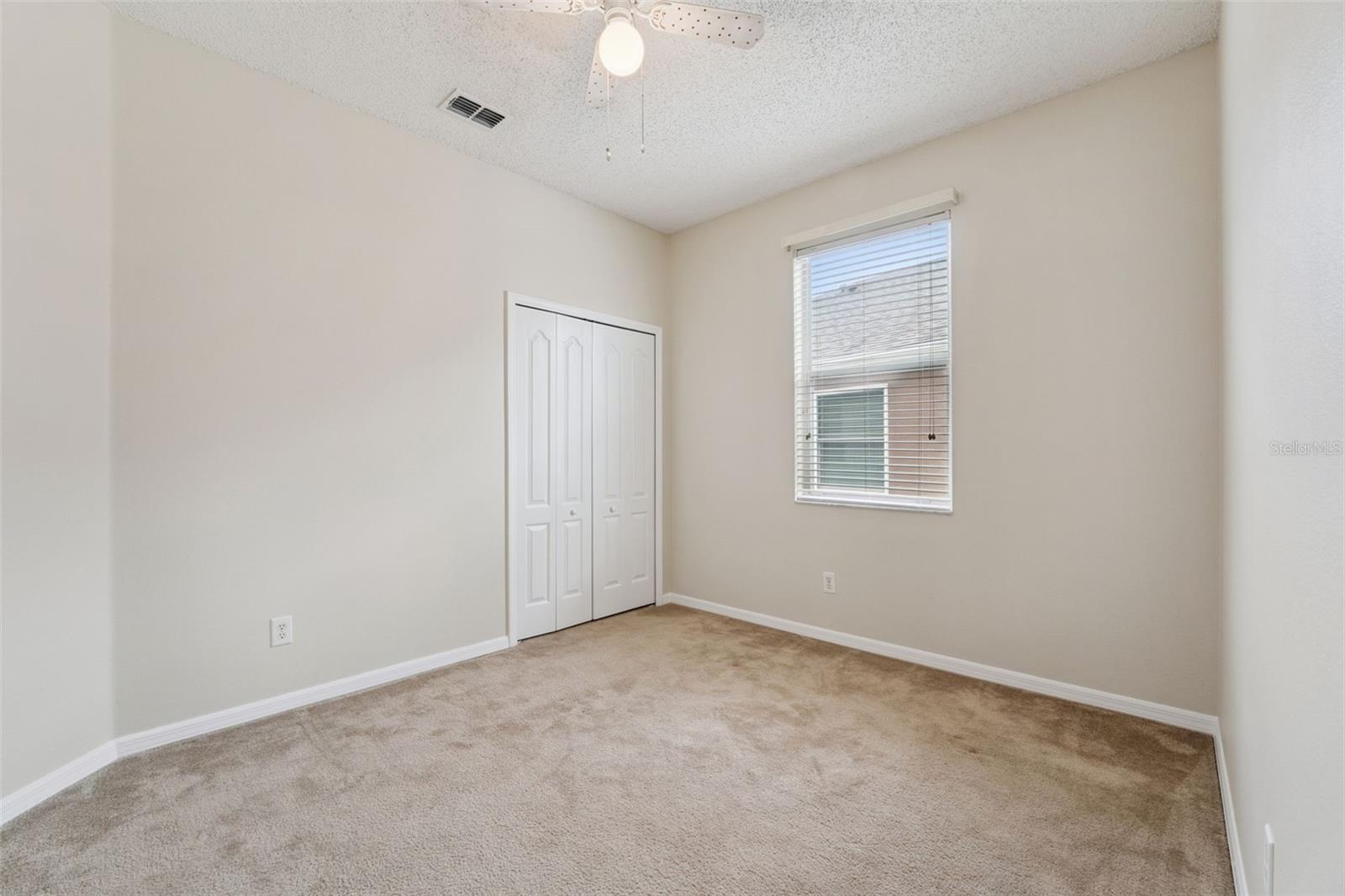 Image 12 of 33 For 1109 Royal Saint George Drive
