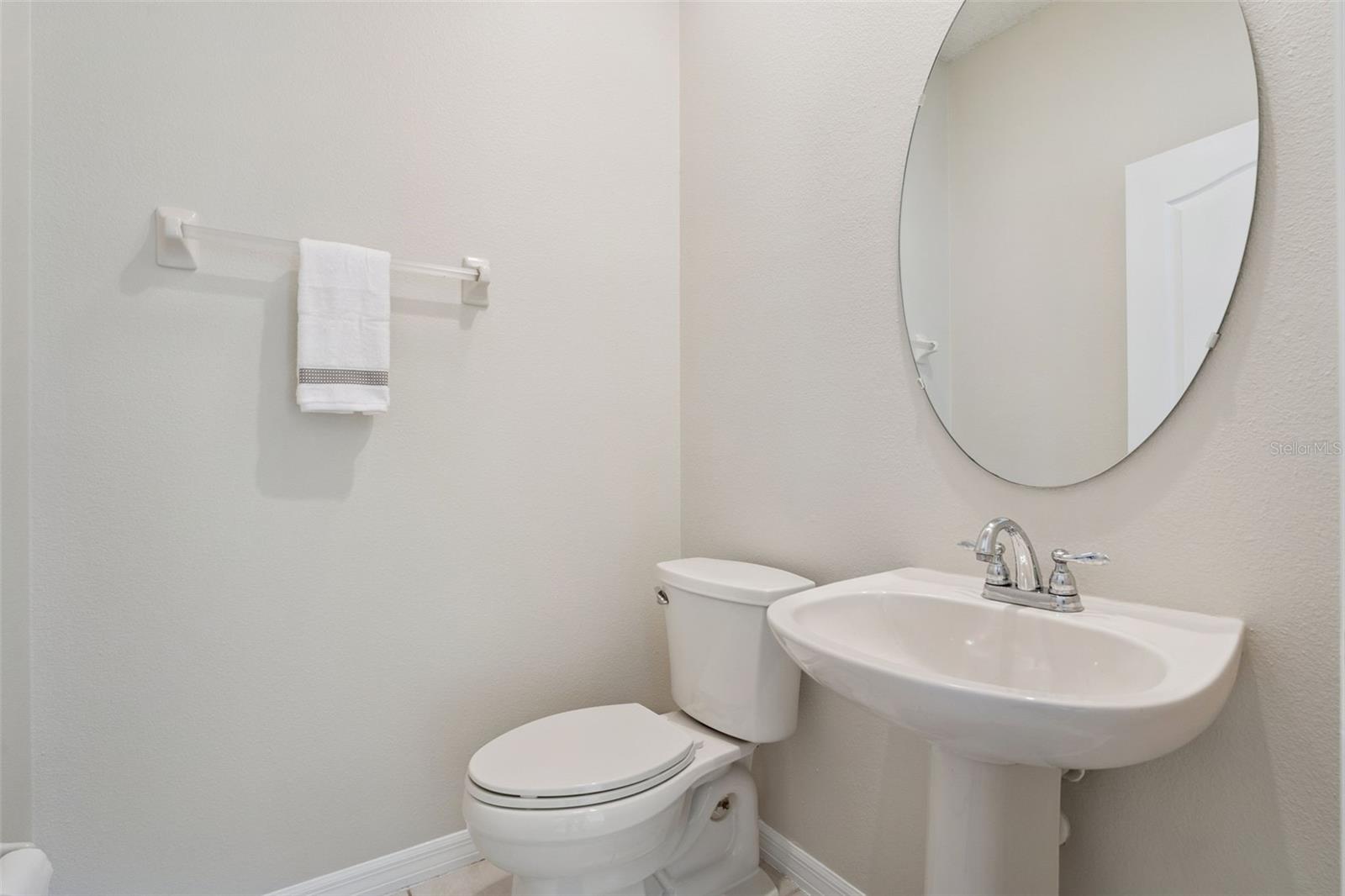 Image 13 of 33 For 1109 Royal Saint George Drive