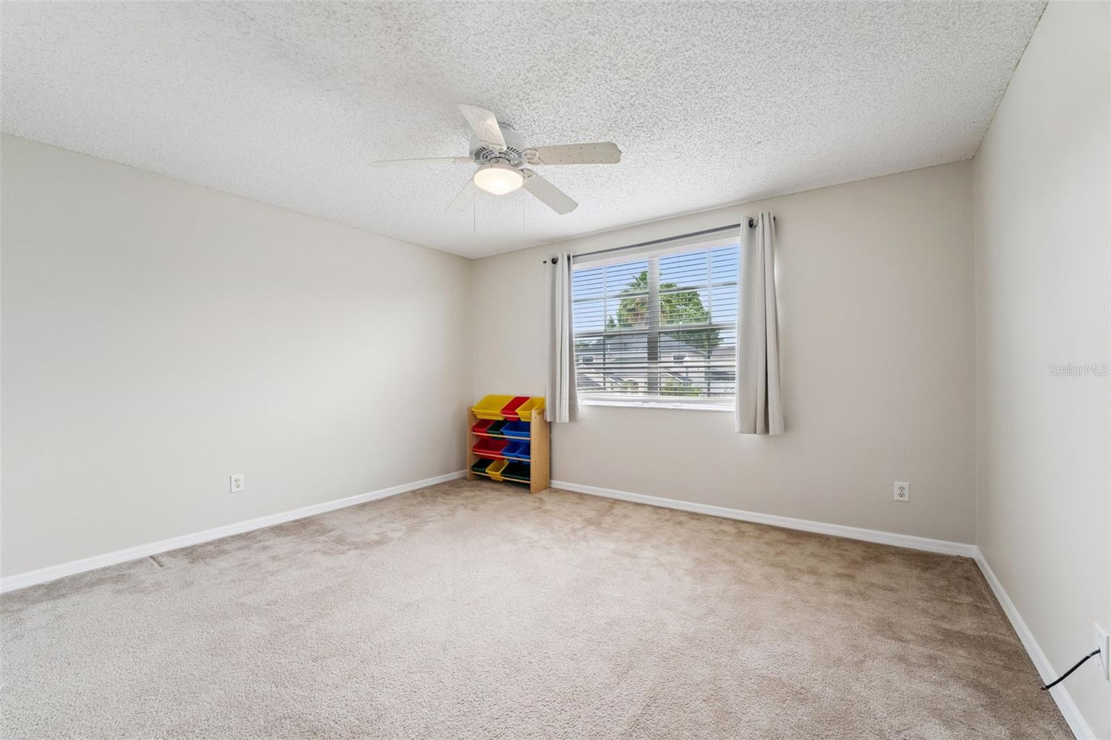 Image 15 of 33 For 1109 Royal Saint George Drive