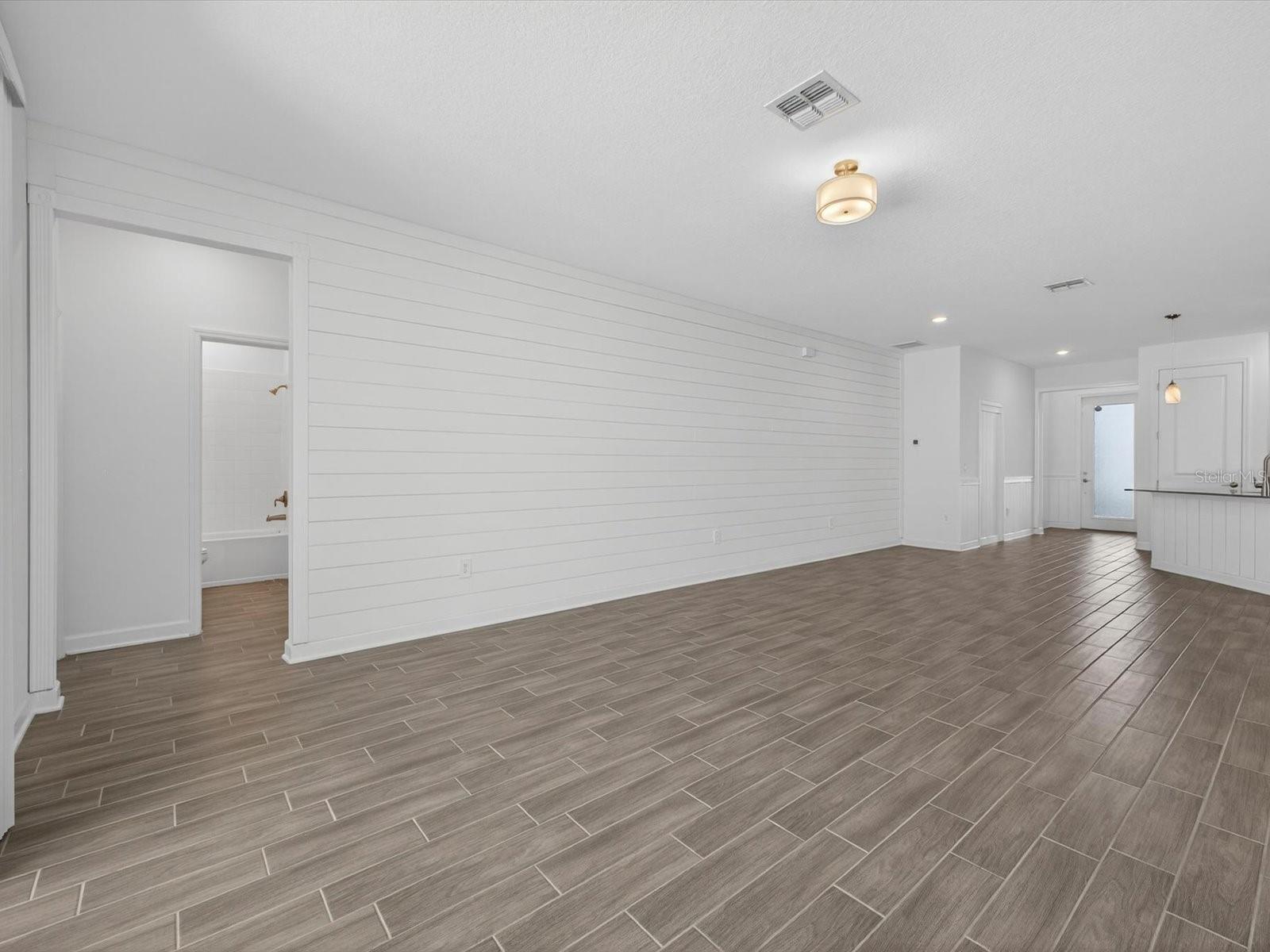 Image 11 of 56 For 2894 Camden Way