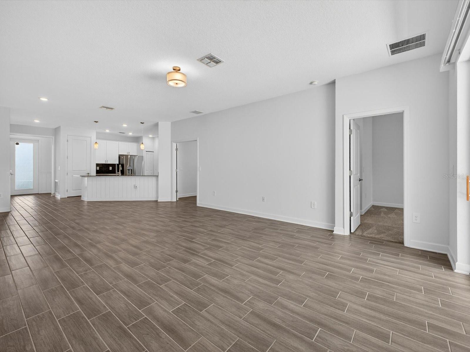 Image 12 of 56 For 2894 Camden Way