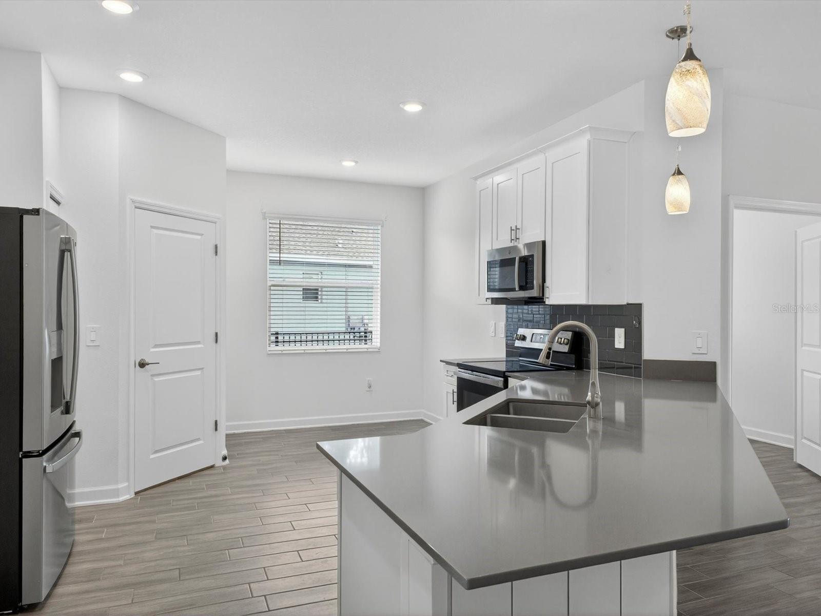 Image 13 of 56 For 2894 Camden Way