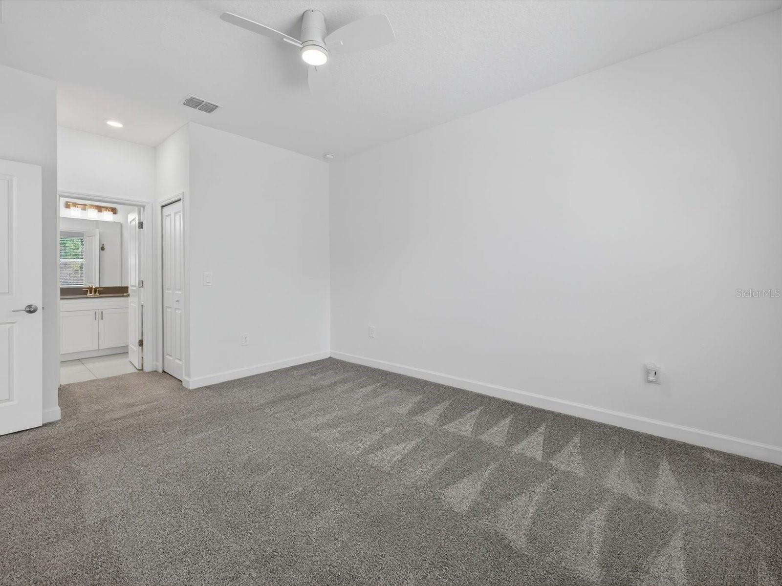 Image 21 of 56 For 2894 Camden Way