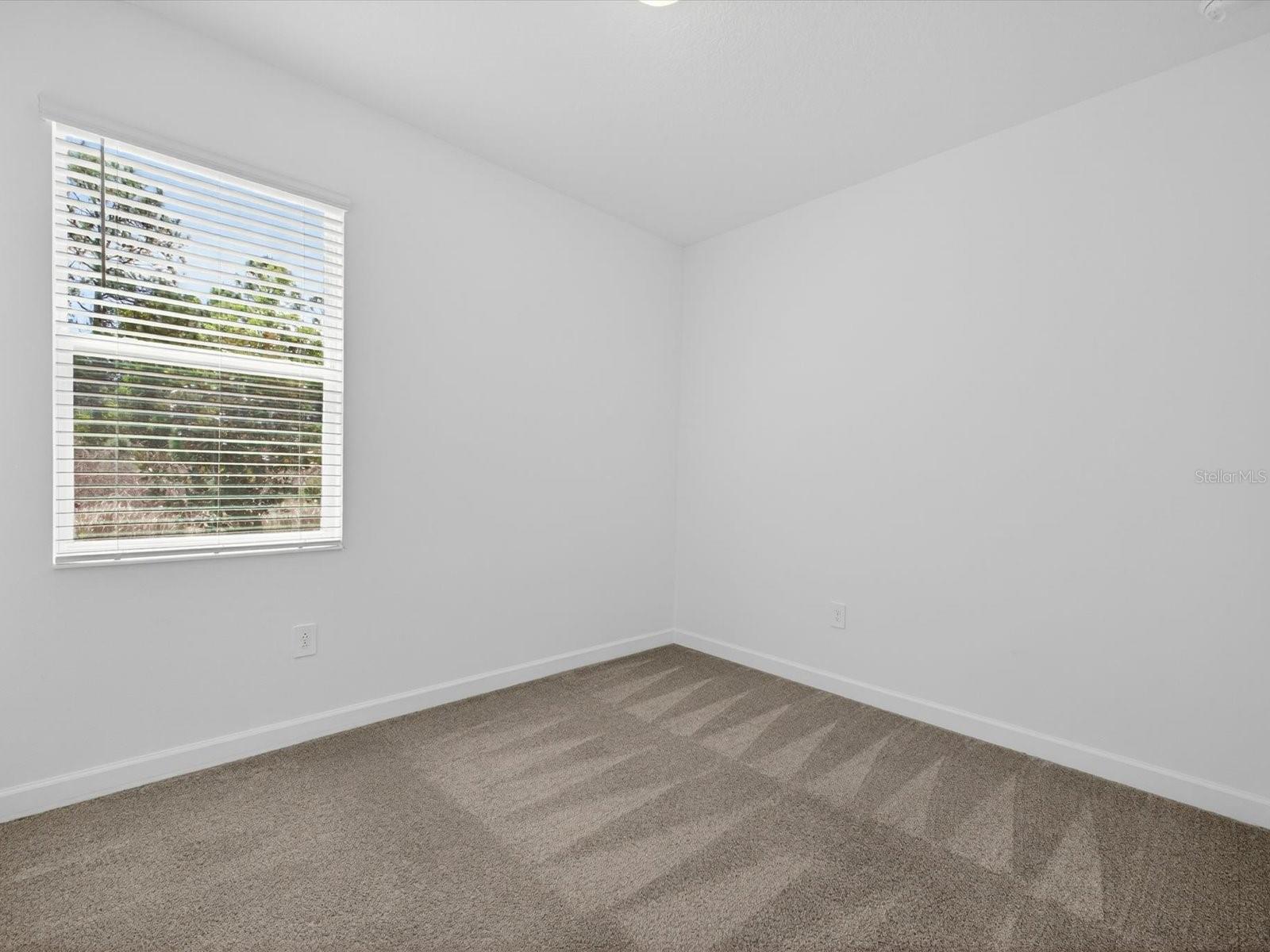 Image 24 of 56 For 2894 Camden Way