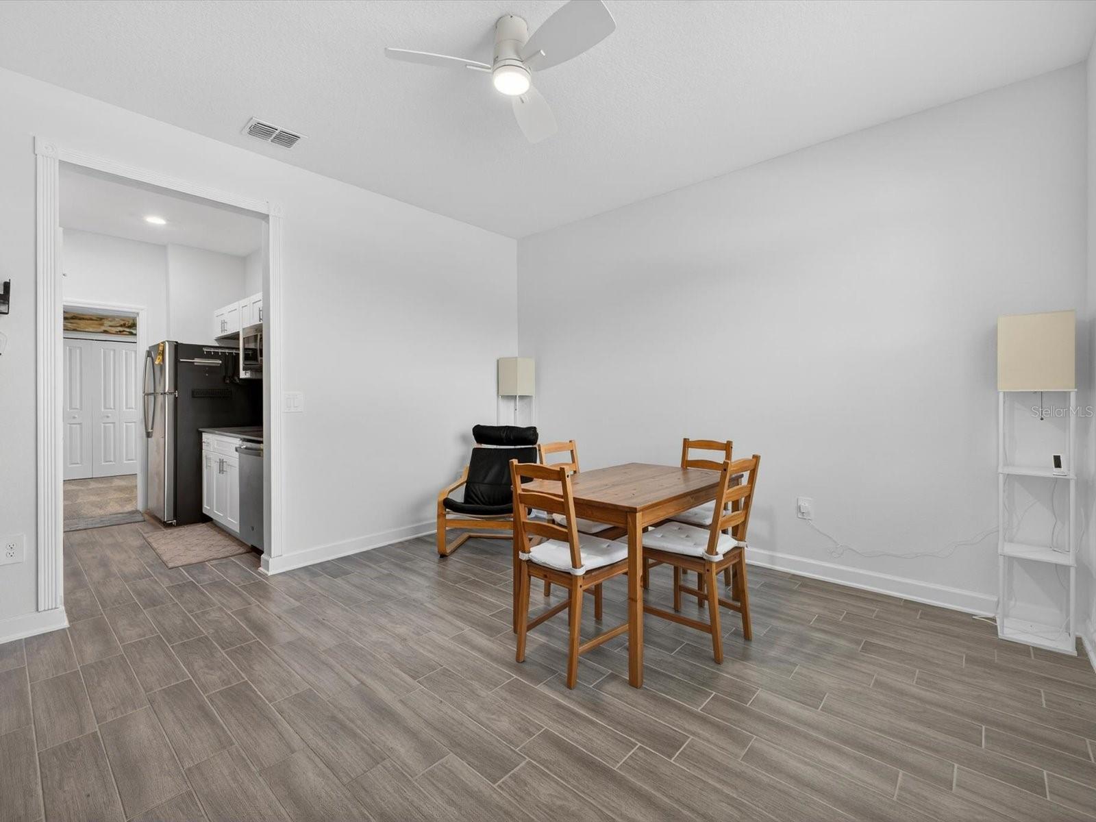 Image 31 of 56 For 2894 Camden Way