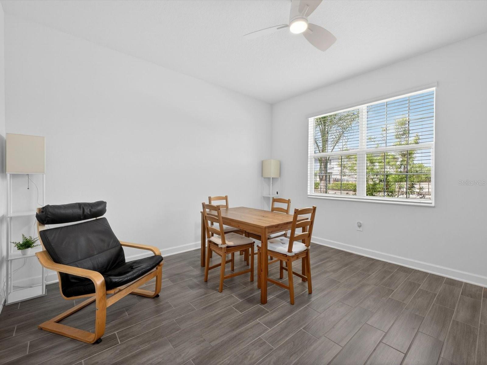 Image 32 of 56 For 2894 Camden Way