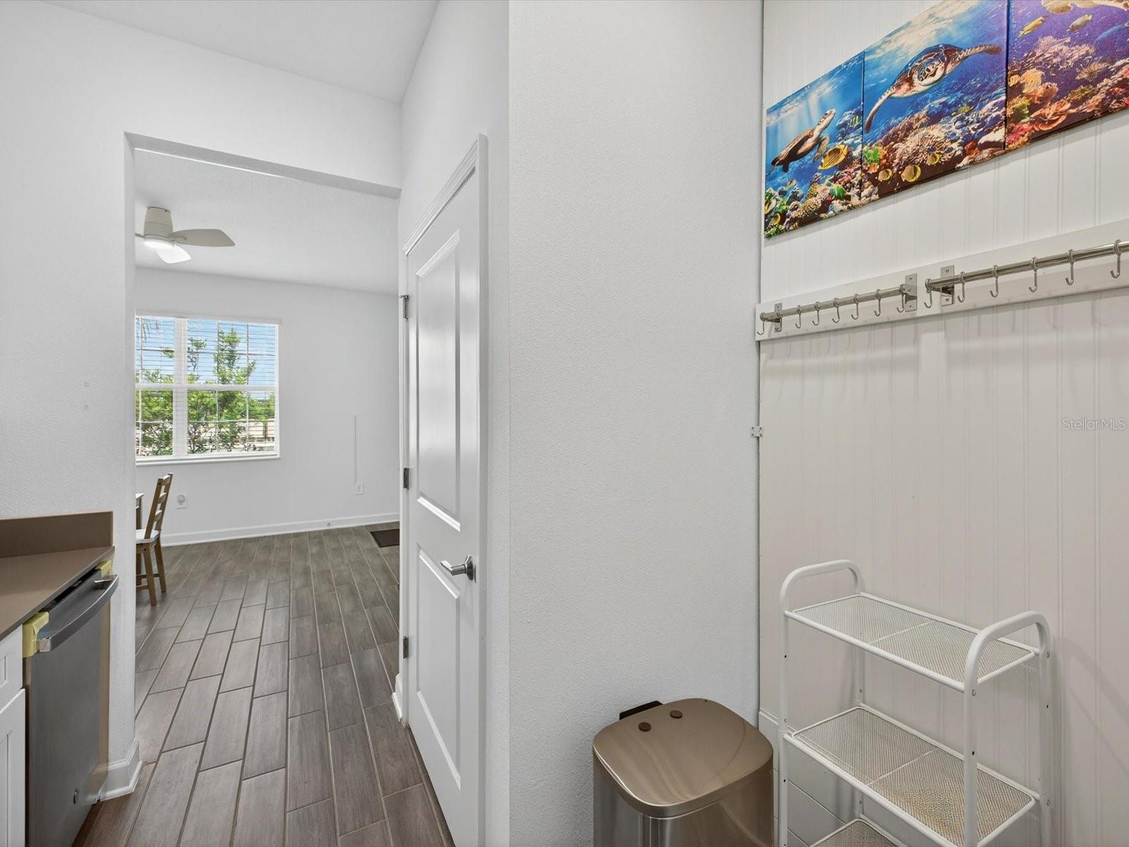 Image 35 of 56 For 2894 Camden Way