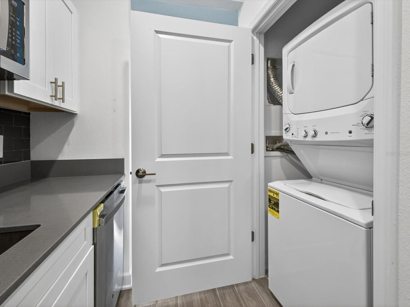 Image 39 of 56 For 2894 Camden Way