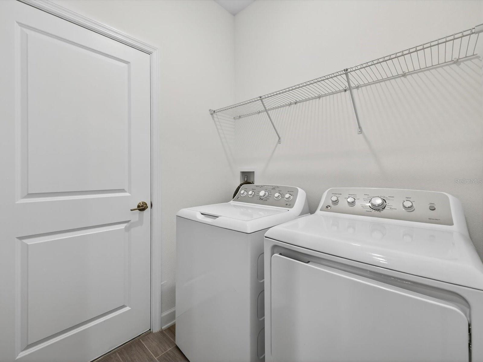 Image 40 of 56 For 2894 Camden Way