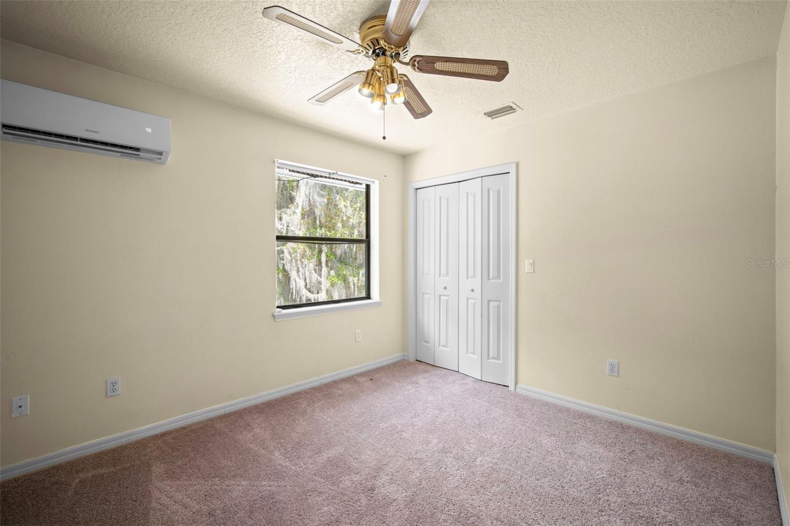 Image 18 of 33 For 130 Carpenter Road