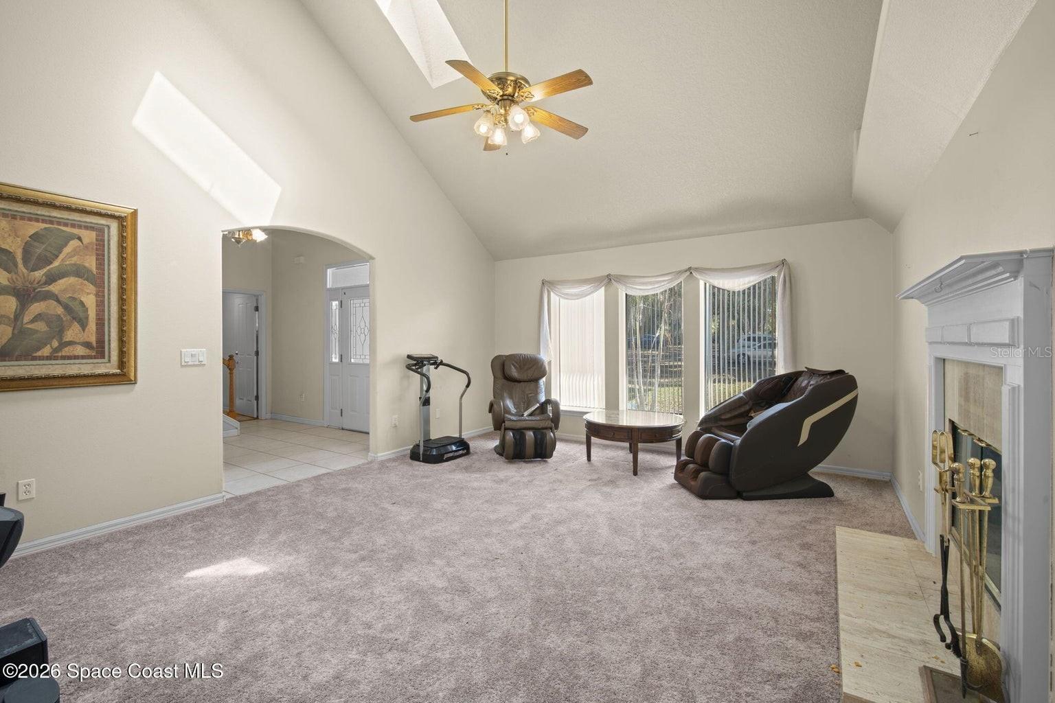 Image 4 of 33 For 130 Carpenter Road