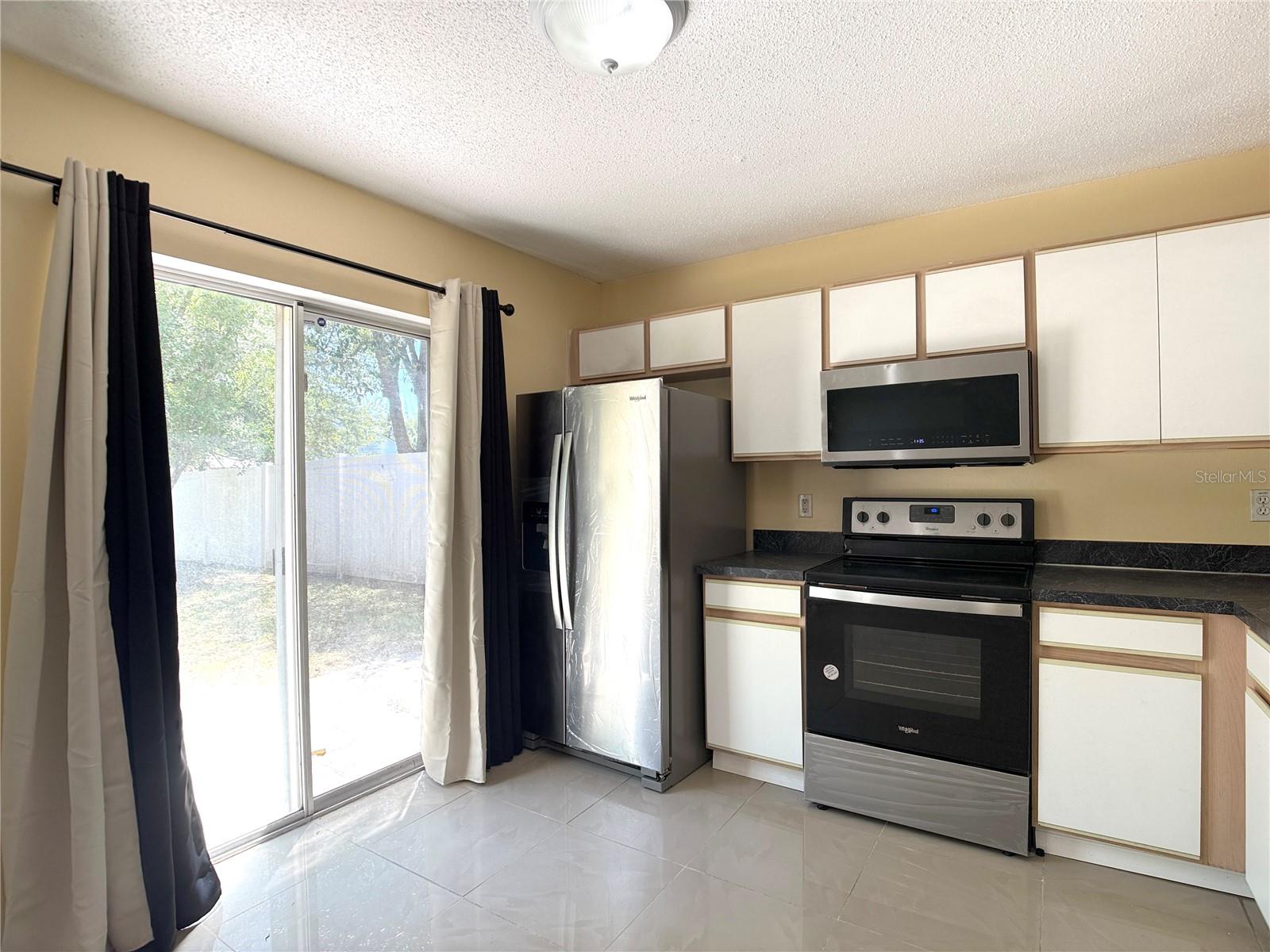 Image 11 of 26 For 781 Palmera Street