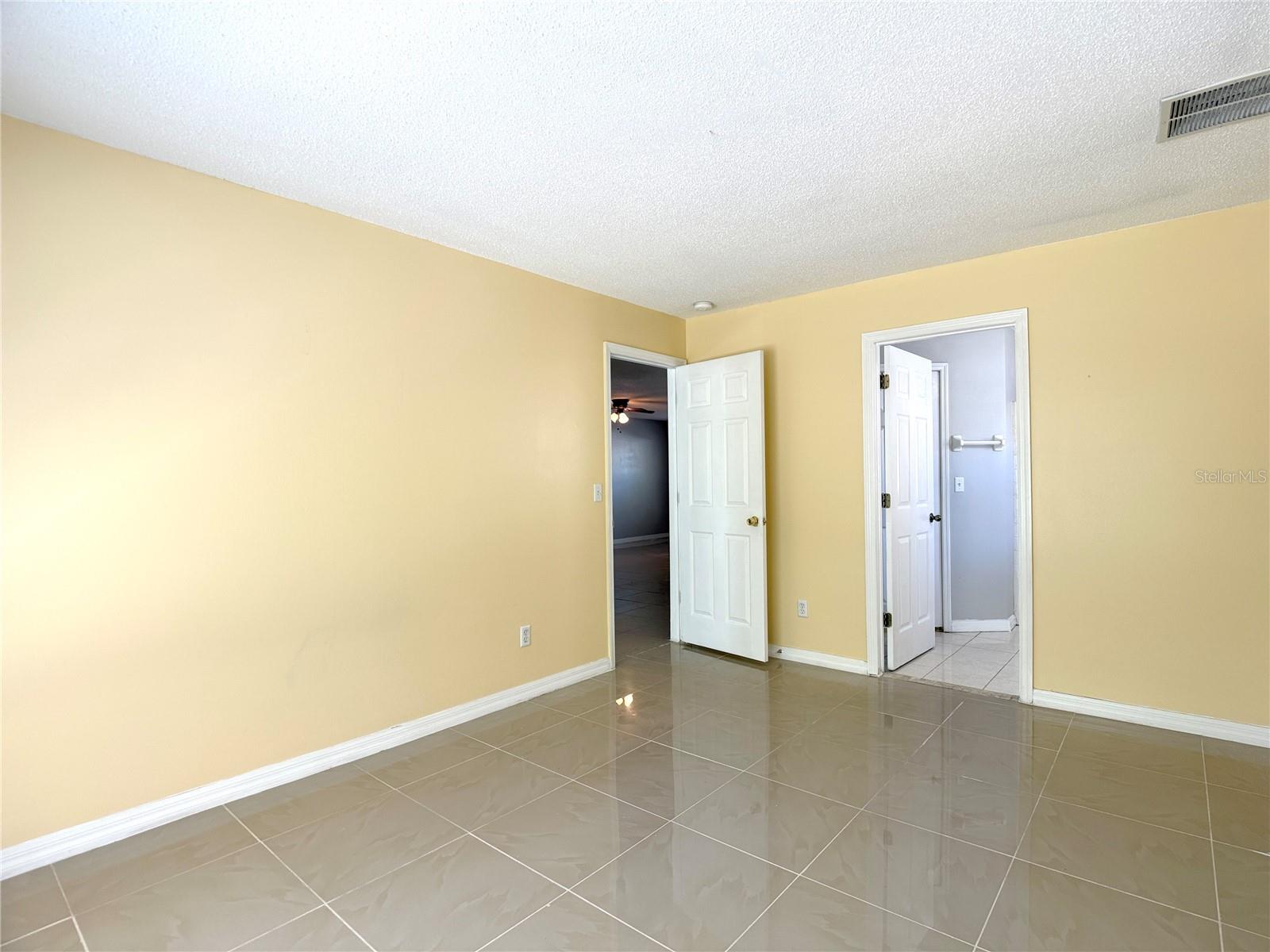 Image 13 of 26 For 781 Palmera Street