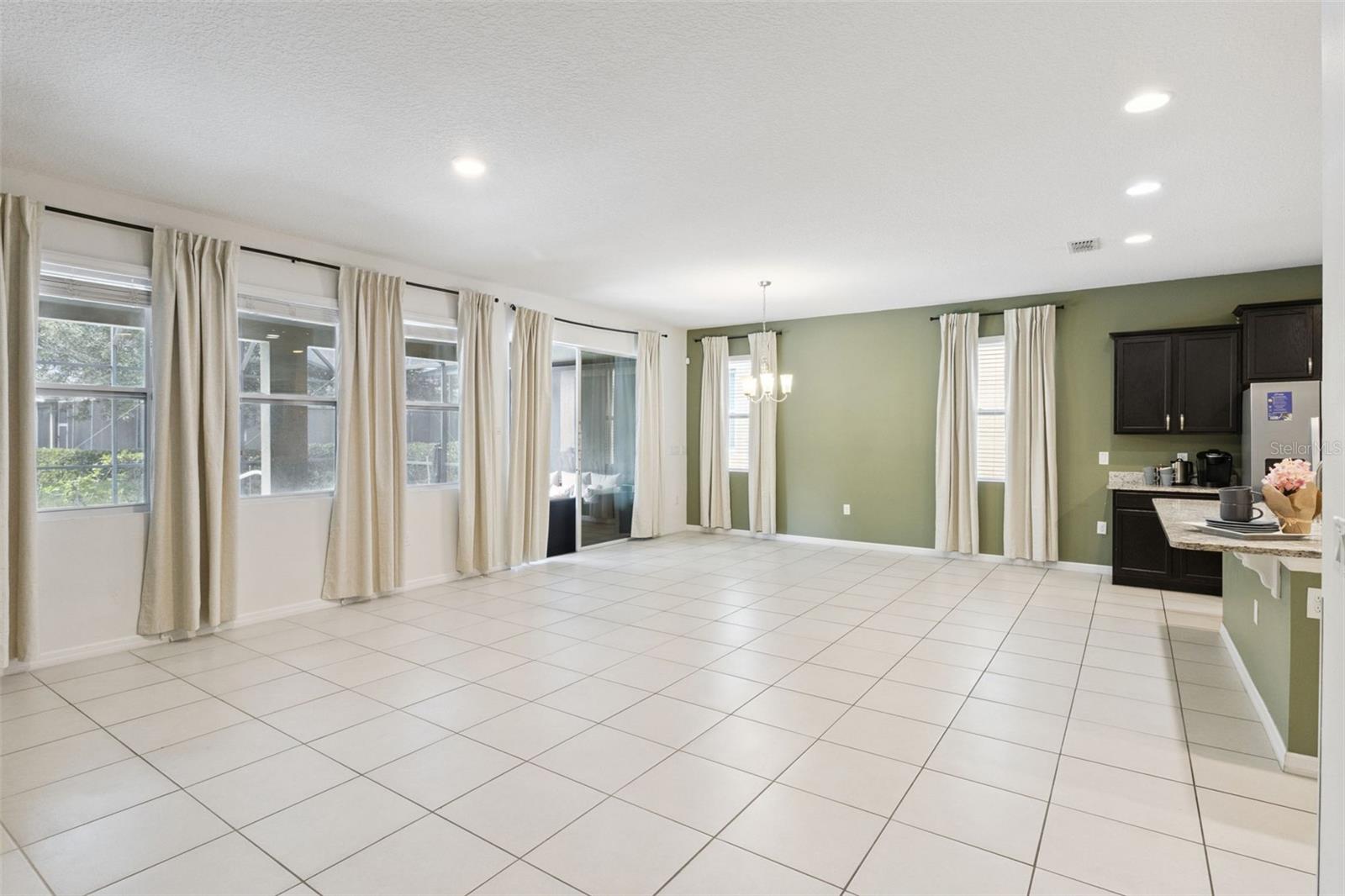 Image 15 of 43 For 5289 Oakbourne Avenue