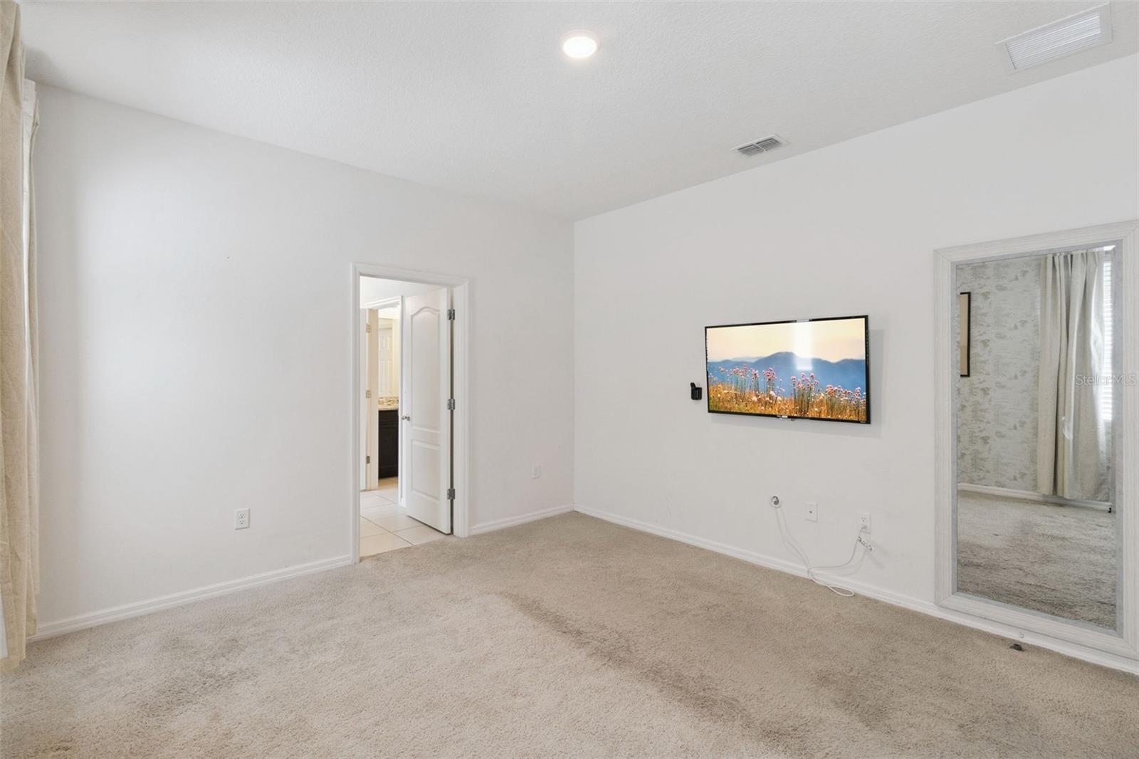 Image 21 of 43 For 5289 Oakbourne Avenue