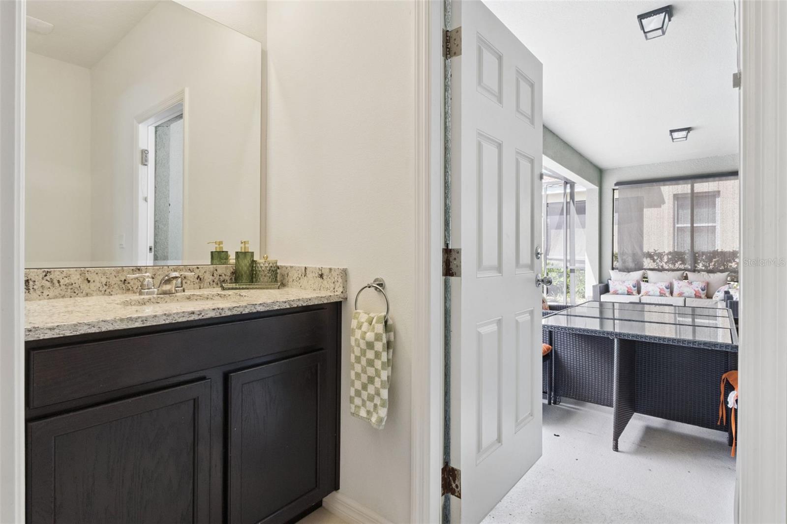 Image 25 of 43 For 5289 Oakbourne Avenue