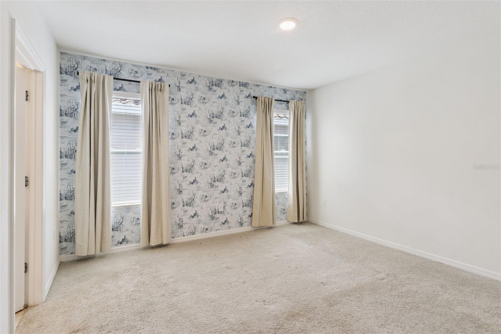 Image 32 of 43 For 5289 Oakbourne Avenue