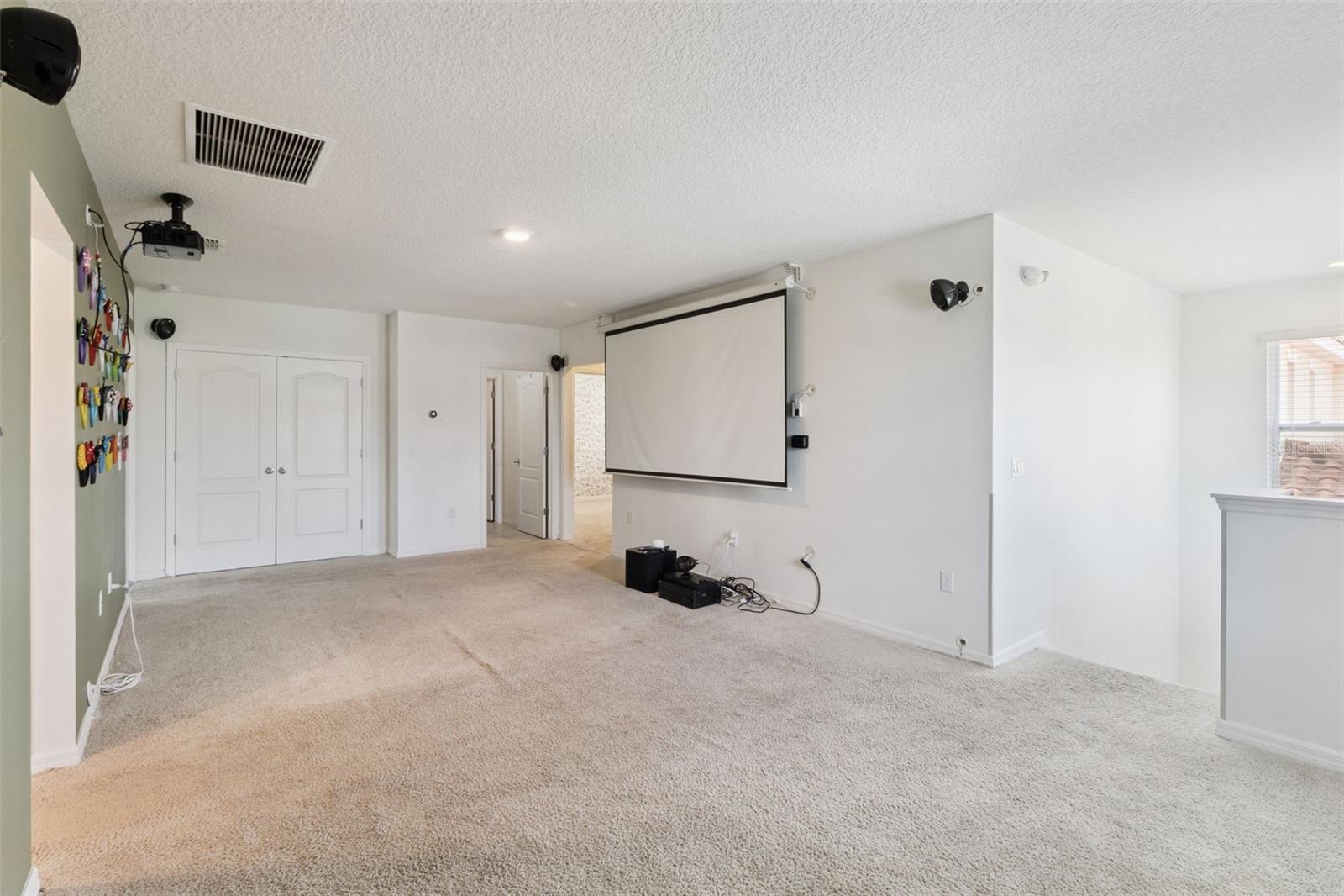 Image 38 of 43 For 5289 Oakbourne Avenue