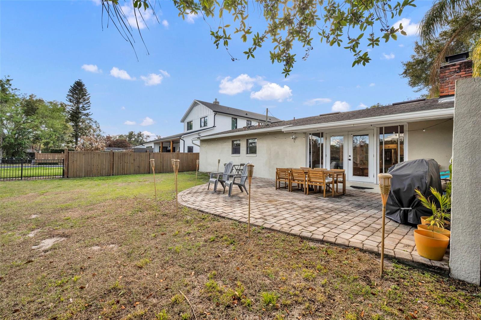 Image 24 of 28 For 1081 Lake Weldona Drive