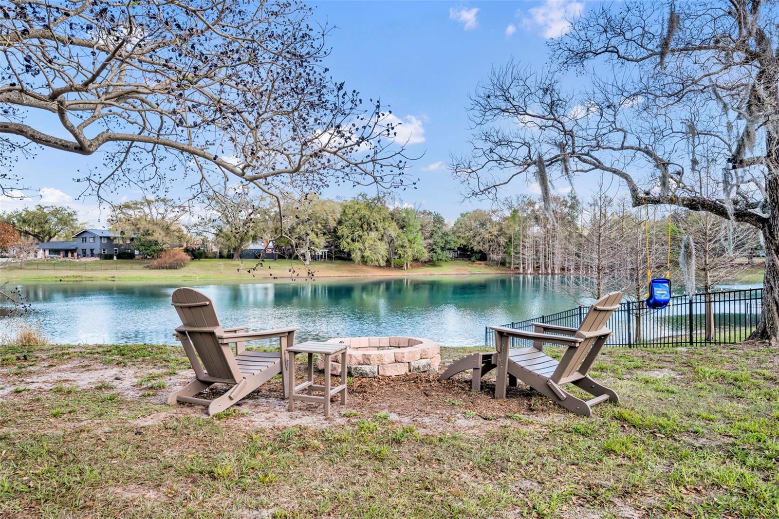 Image 25 of 28 For 1081 Lake Weldona Drive