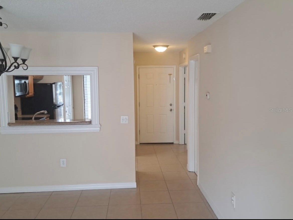 Image 8 of 15 For 2227 Stonington Avenue 2227