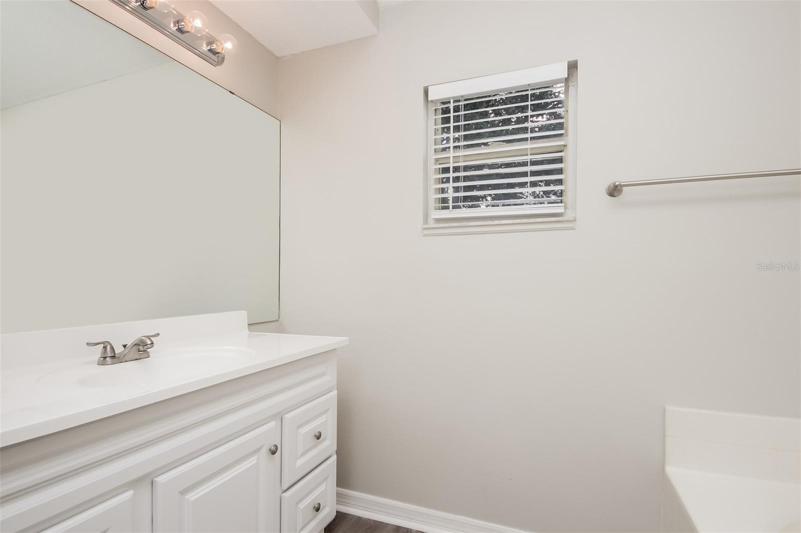 Image 9 of 16 For 662 Brockton Drive