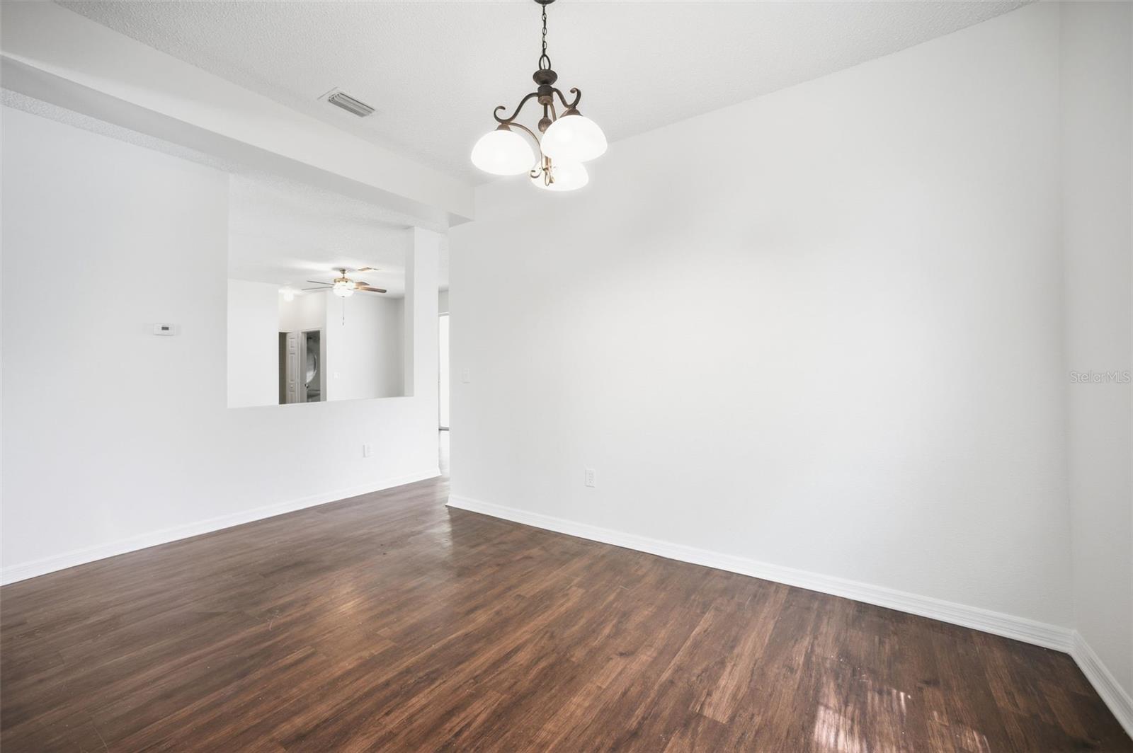 Image 14 of 59 For 716 Grand Canyon Drive