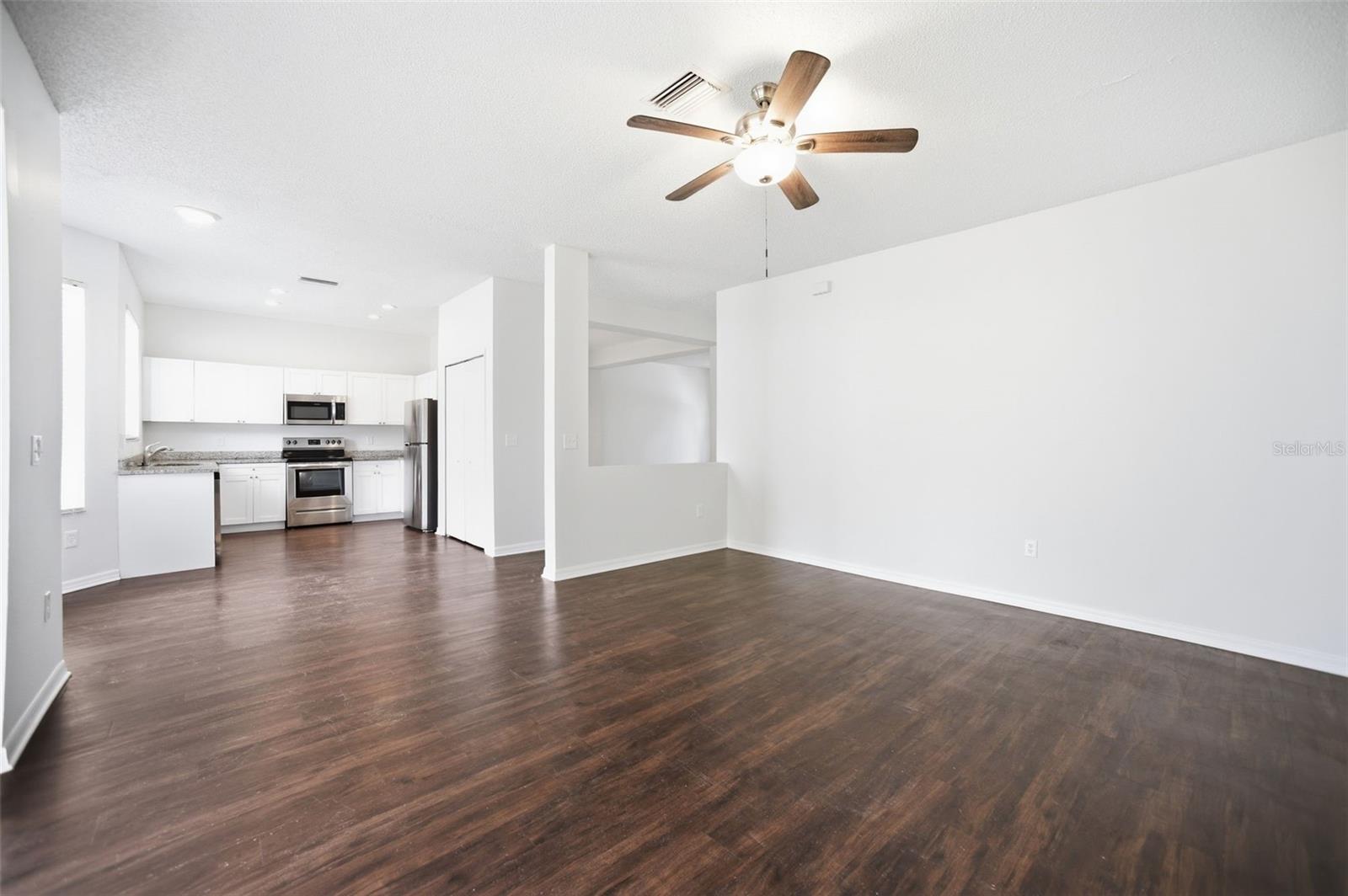 Image 16 of 59 For 716 Grand Canyon Drive