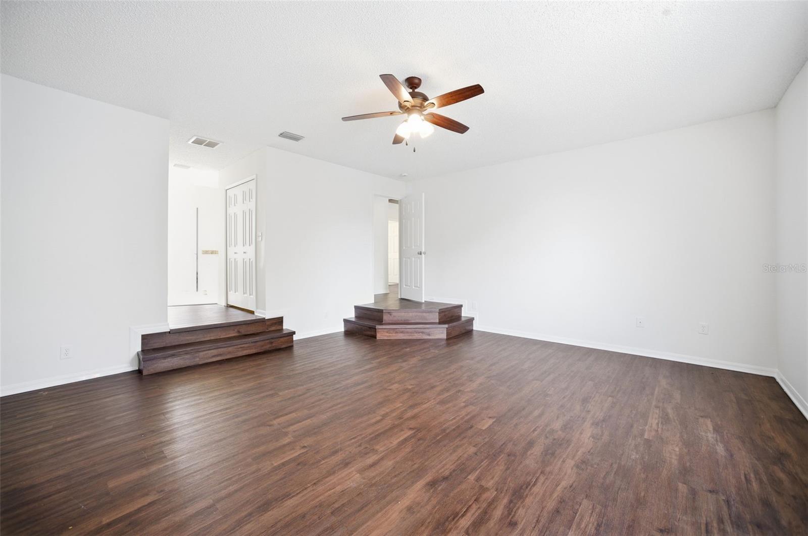 Image 37 of 59 For 716 Grand Canyon Drive