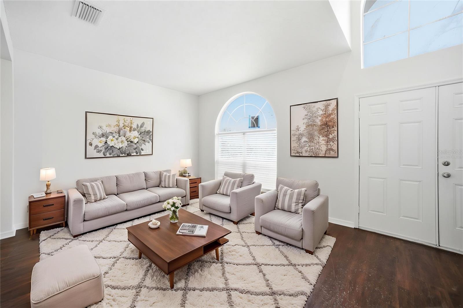 Image 4 of 59 For 716 Grand Canyon Drive